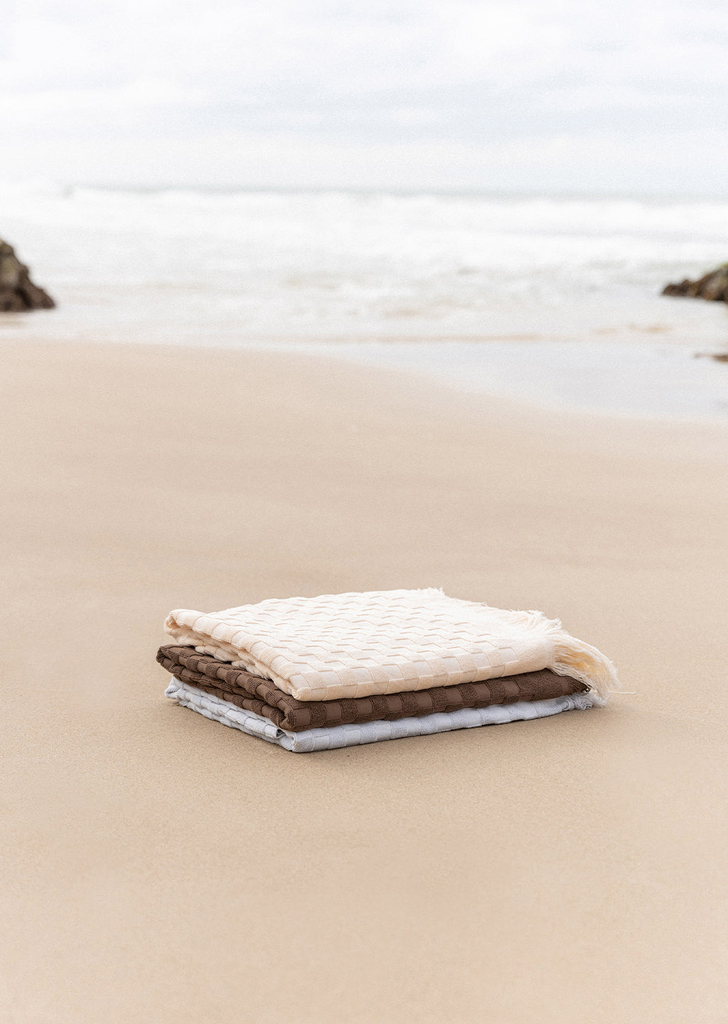 LOUIS VUITTON brown cotton CLASSIC BEACH Towel