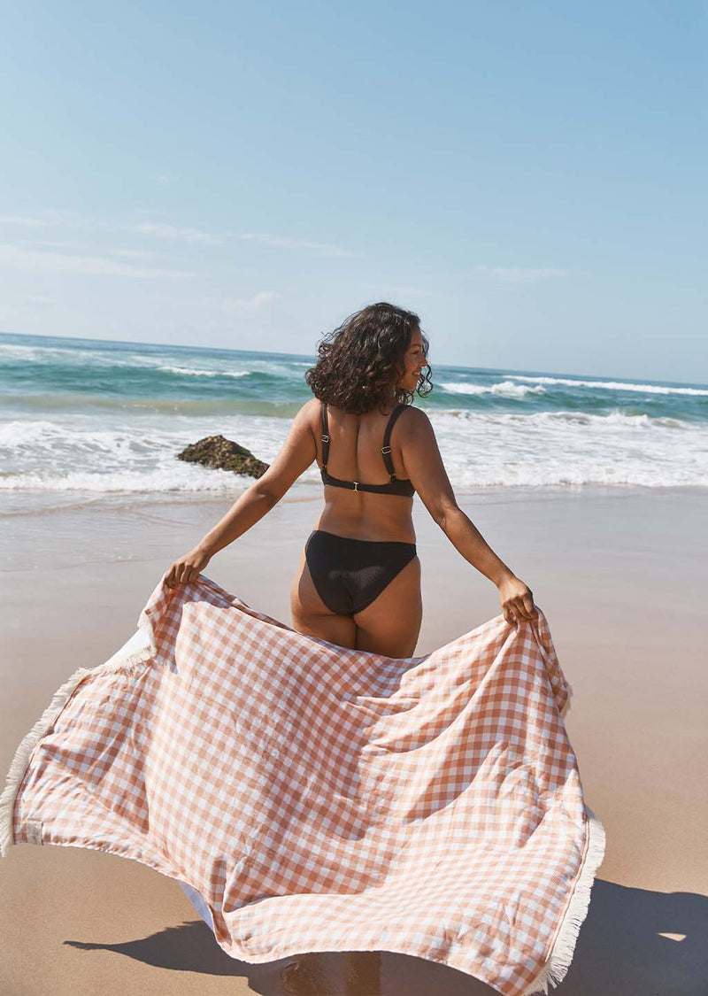 Gingham Travel Towel - The Beach People 